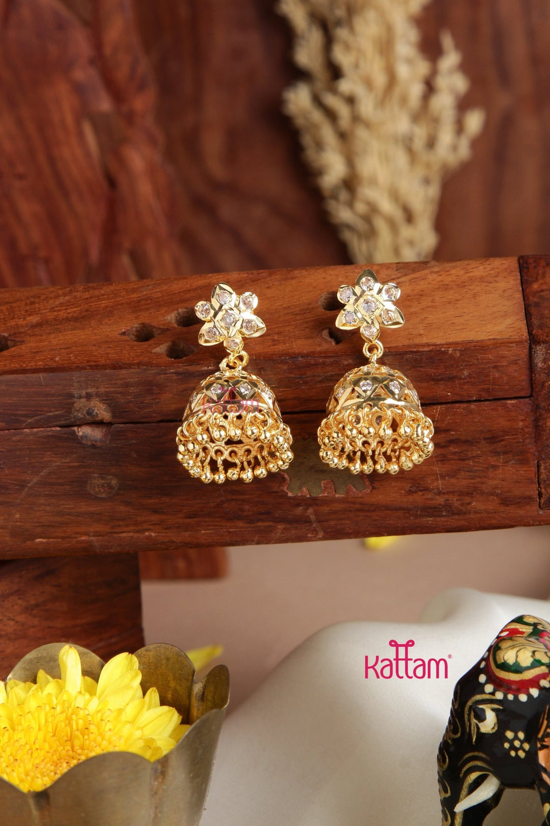 Aarunya - Gati white Stone Jhumka - E955