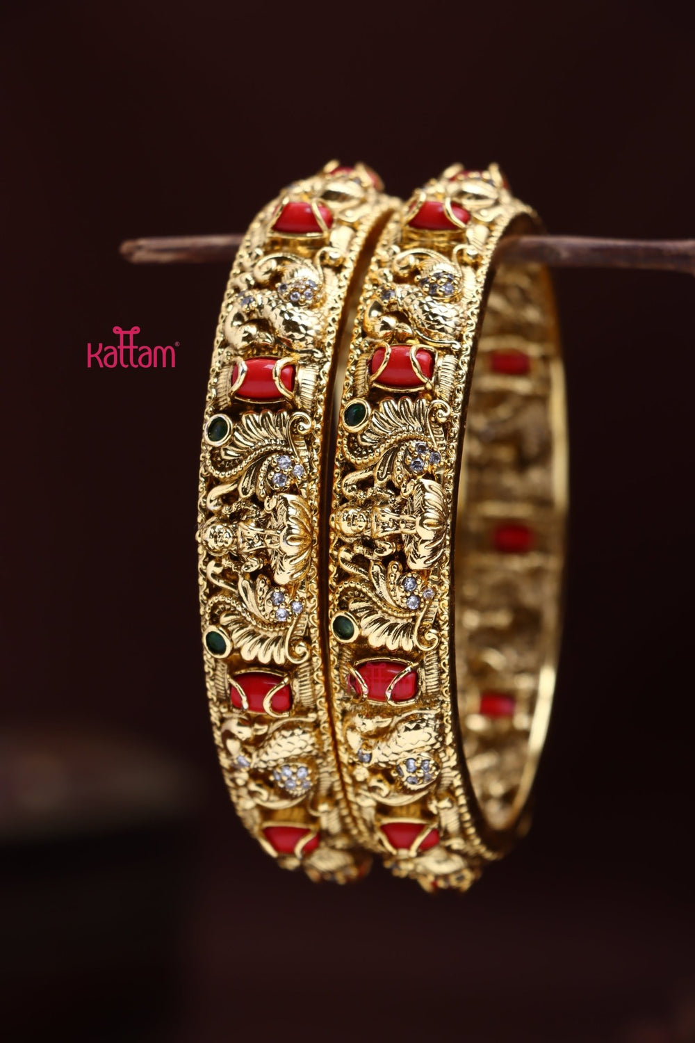 Goldtone Coral Peacock Bangle - B576 - V4