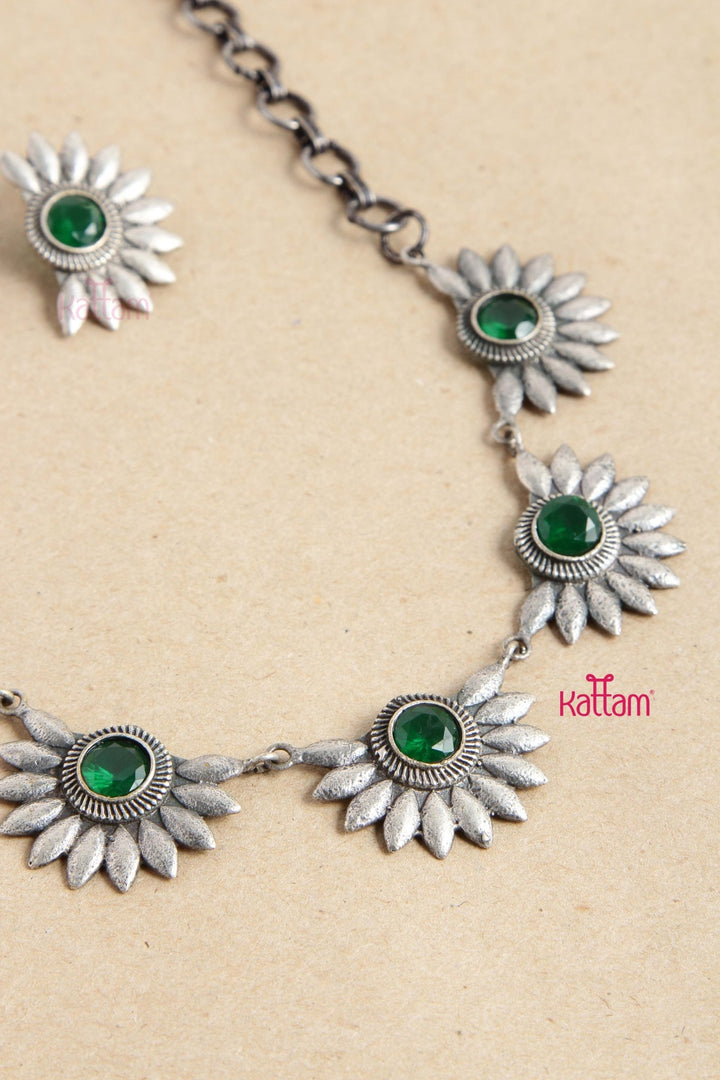 Oxidised Silver Sunflower Design Choker - Green - N2739