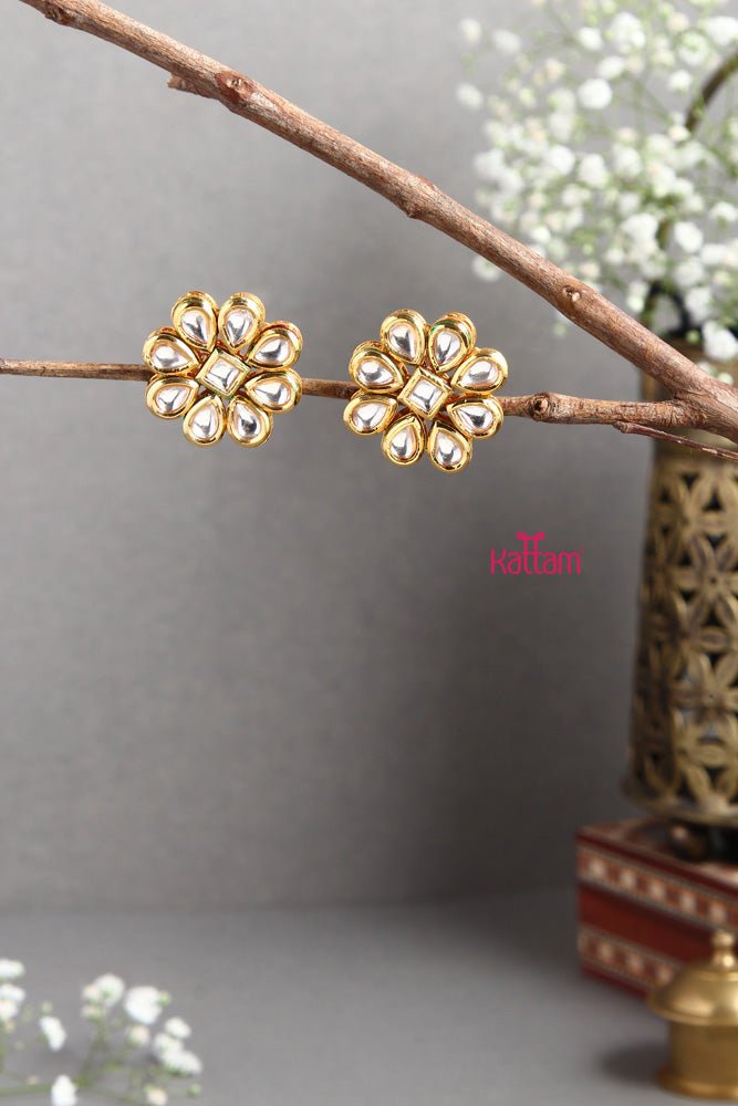 Premium Kundan Petals Stud - E393