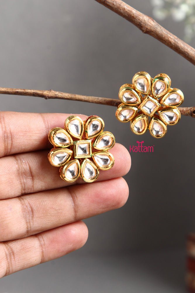 Premium Kundan Petals Stud - E393