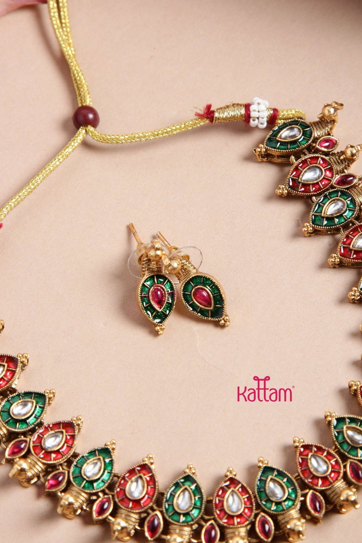 Ruby Green Peacock Choker - N3167