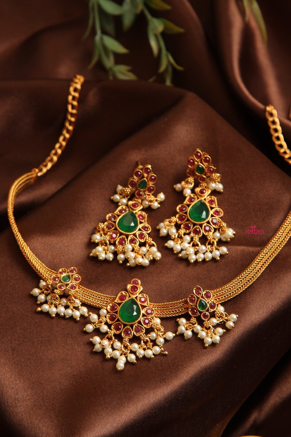 Ruby Green Pearl Gold Plated Choker Set - N1175