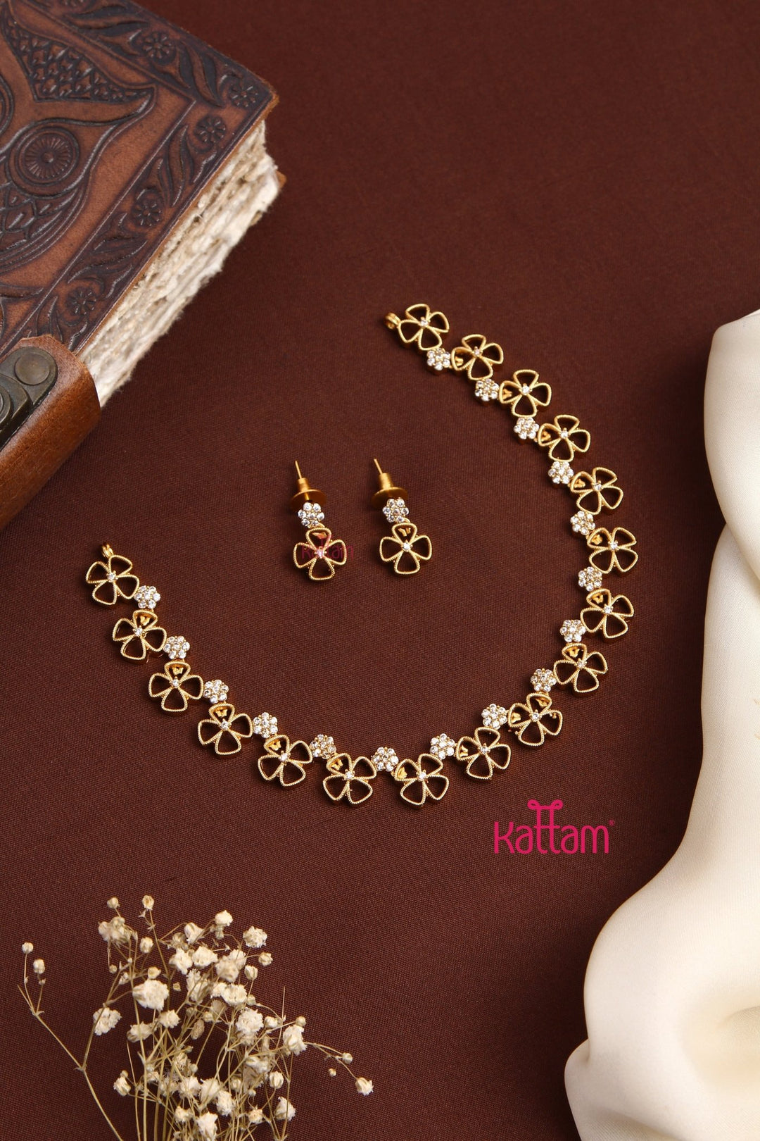 Tiana - Floral AD Choker - N5193