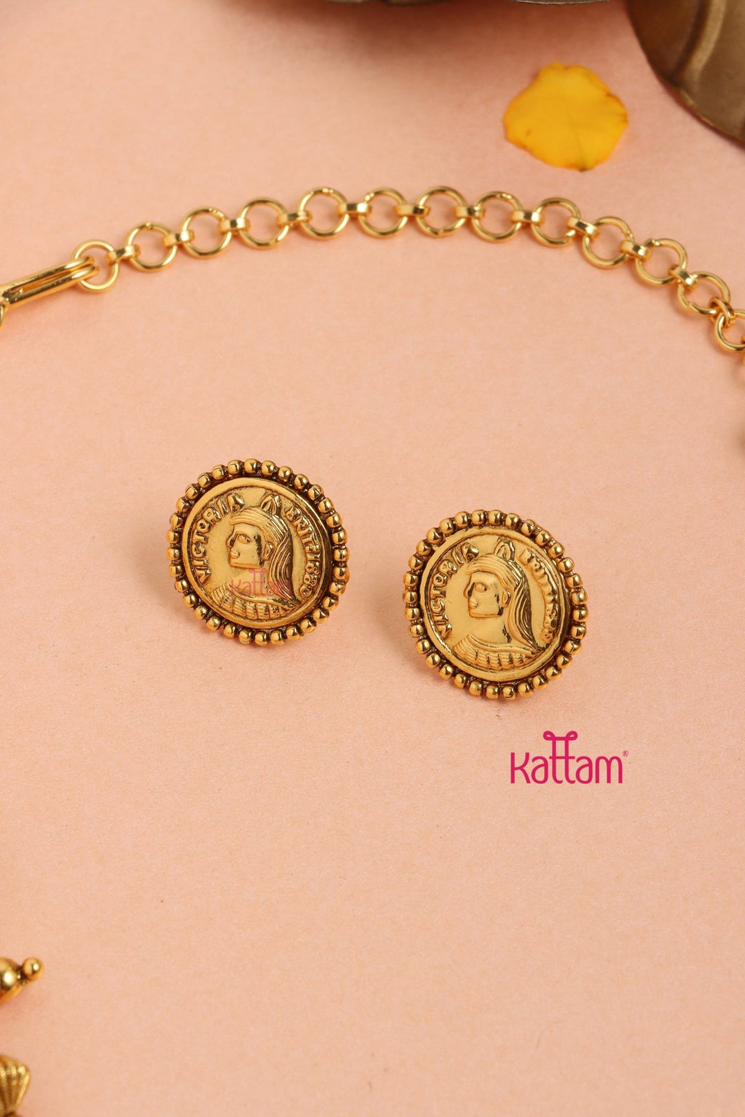 Victoria Queen Coin Choker - N3302